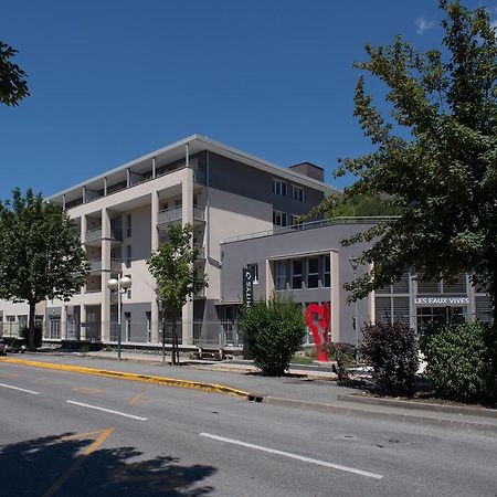 Residence Services Seniors Domitys Les Eaux Vives Digne-les-Bains Bagian luar foto