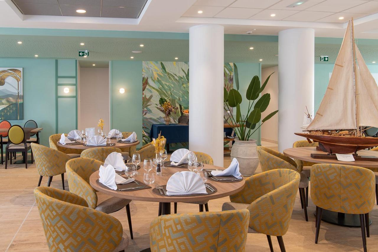 Residence Services Seniors Domitys Les Eaux Vives Digne-les-Bains Bagian luar foto